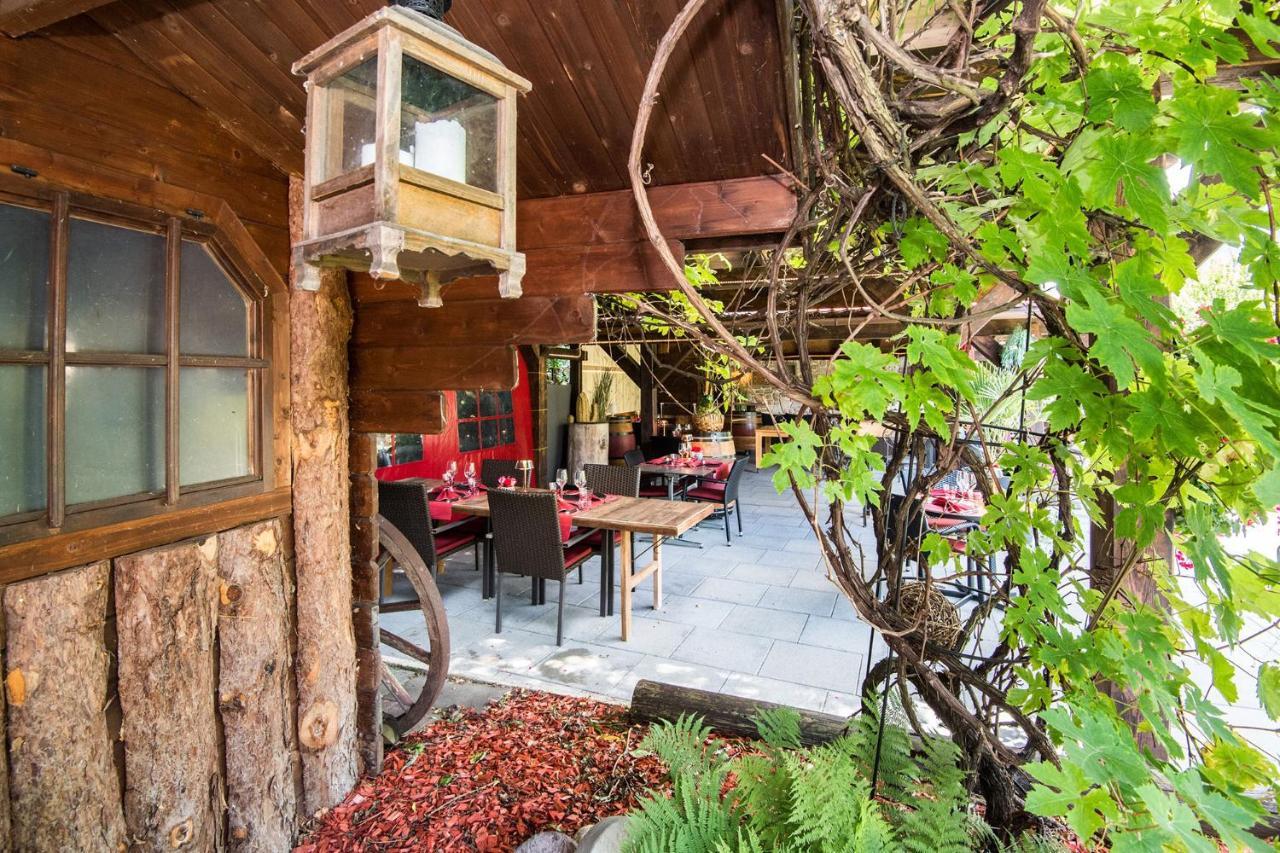 Reves Gourmands, Hotellerie & Gastronomie Vernayaz Bagian luar foto