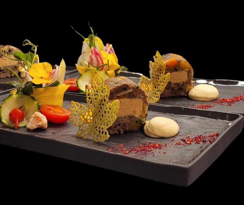 Reves Gourmands, Hotellerie & Gastronomie Vernayaz Bagian luar foto