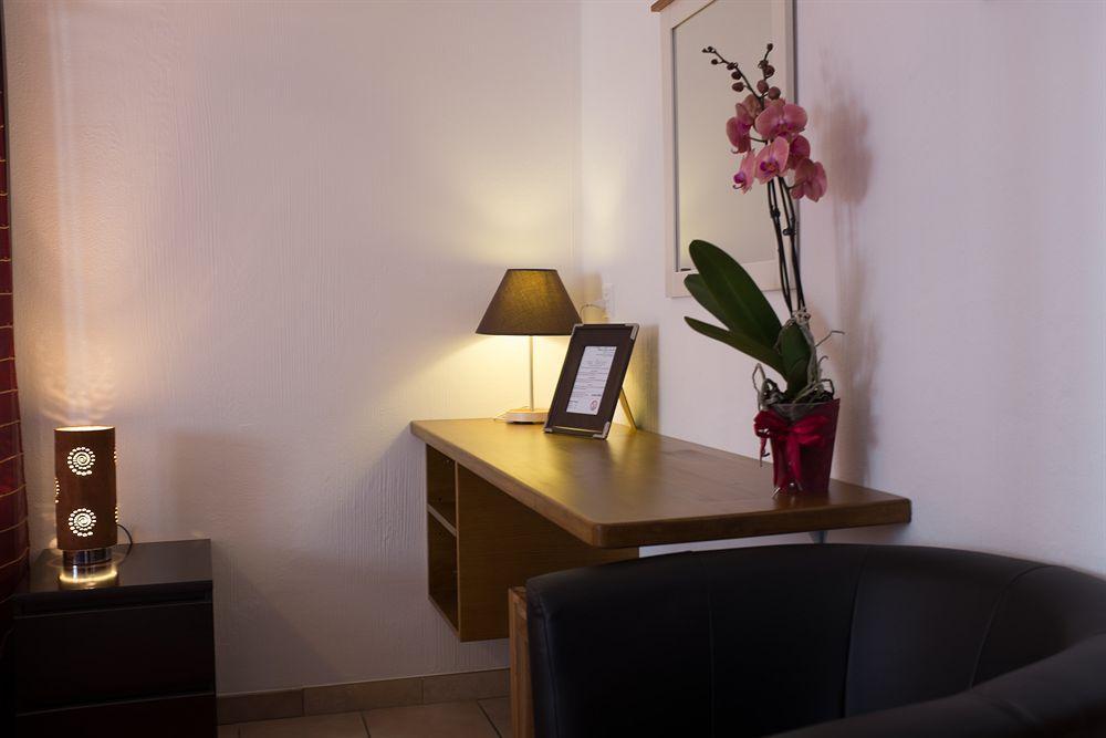 Reves Gourmands, Hotellerie & Gastronomie Vernayaz Bagian luar foto