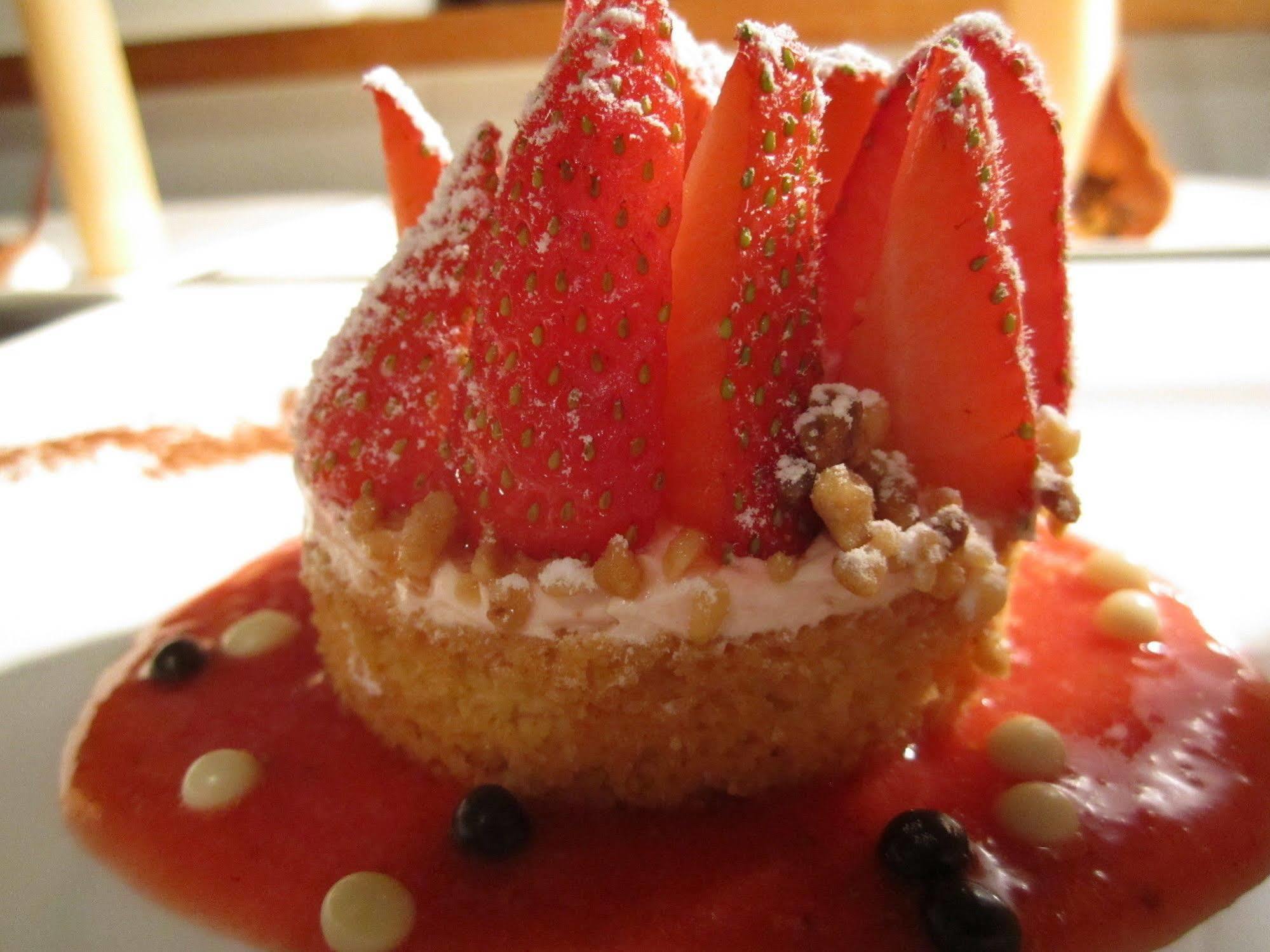 Reves Gourmands, Hotellerie & Gastronomie Vernayaz Bagian luar foto