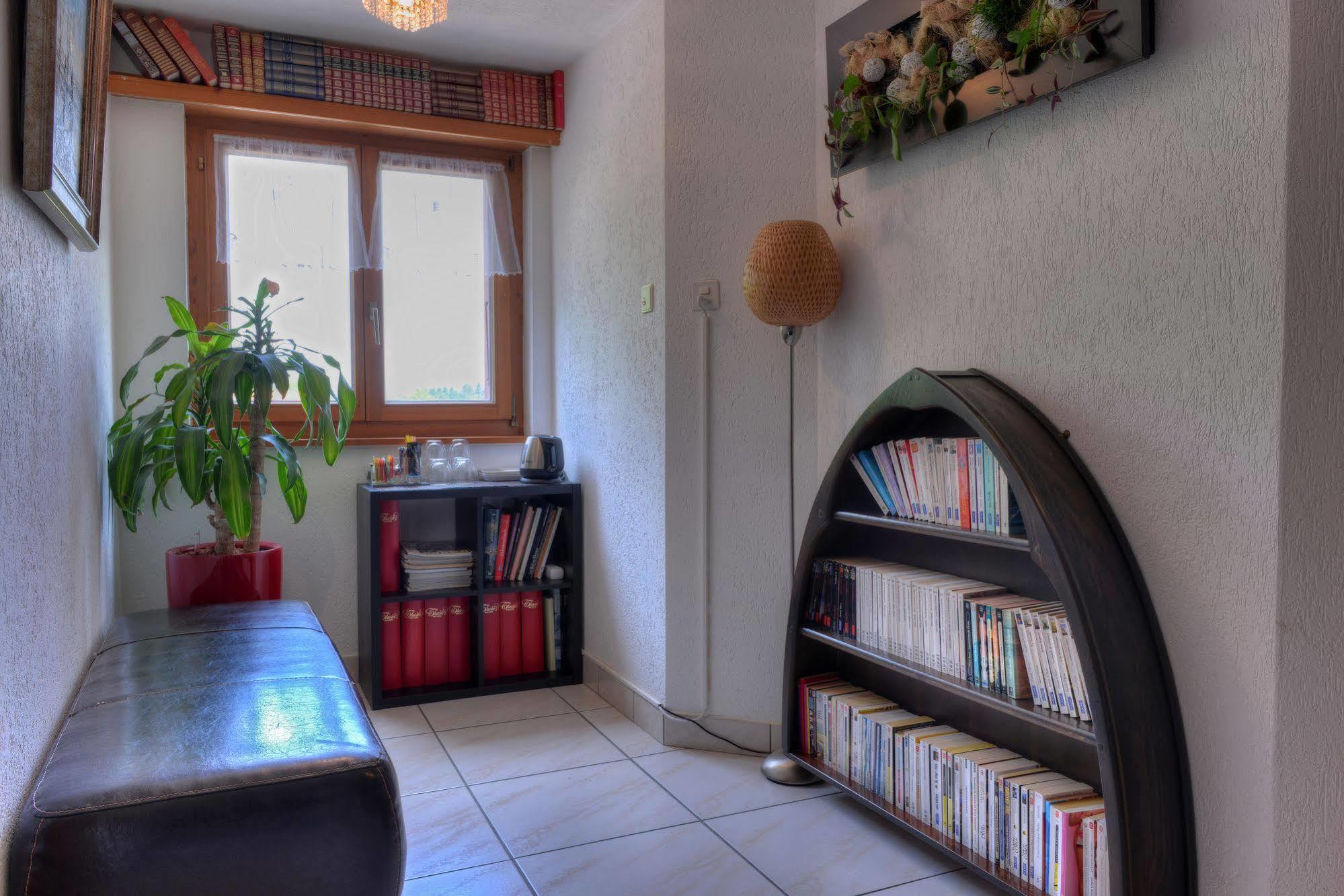 Reves Gourmands, Hotellerie & Gastronomie Vernayaz Bagian luar foto