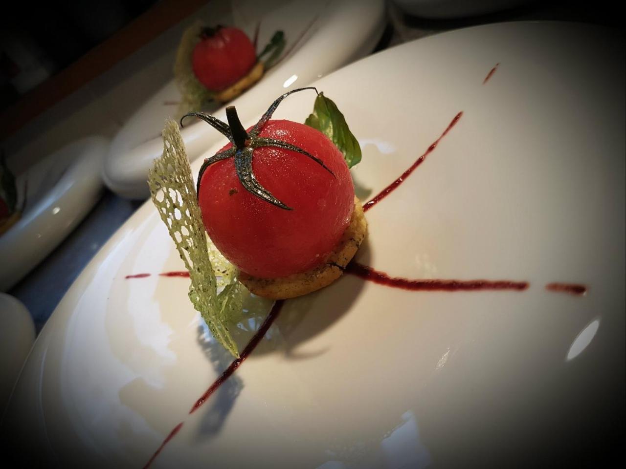 Reves Gourmands, Hotellerie & Gastronomie Vernayaz Bagian luar foto