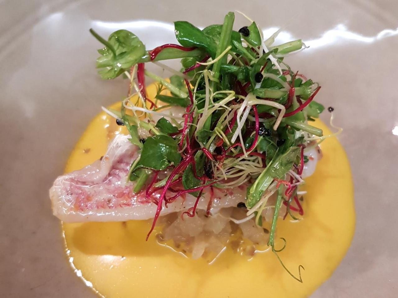 Reves Gourmands, Hotellerie & Gastronomie Vernayaz Bagian luar foto