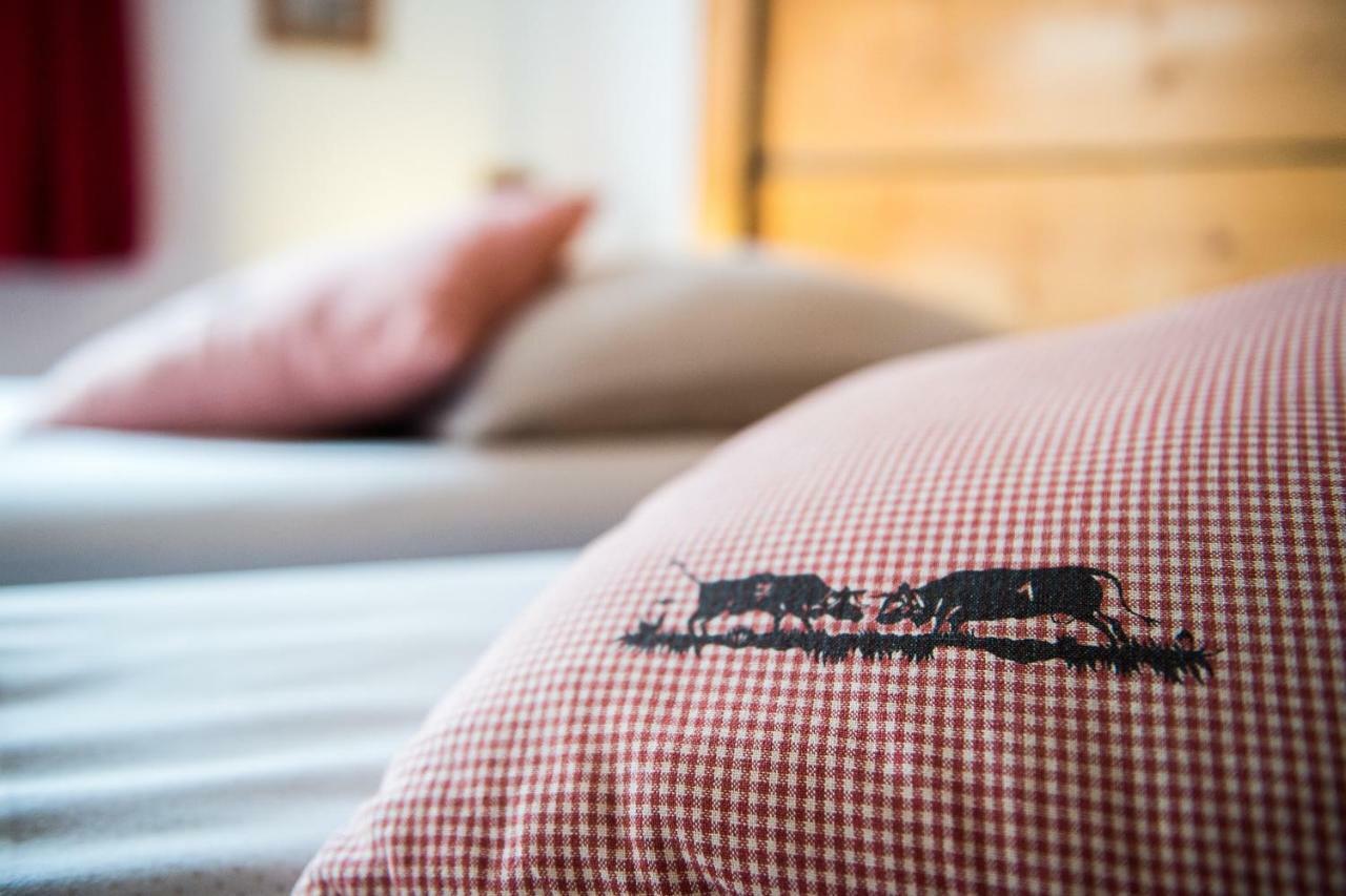 Reves Gourmands, Hotellerie & Gastronomie Vernayaz Bagian luar foto