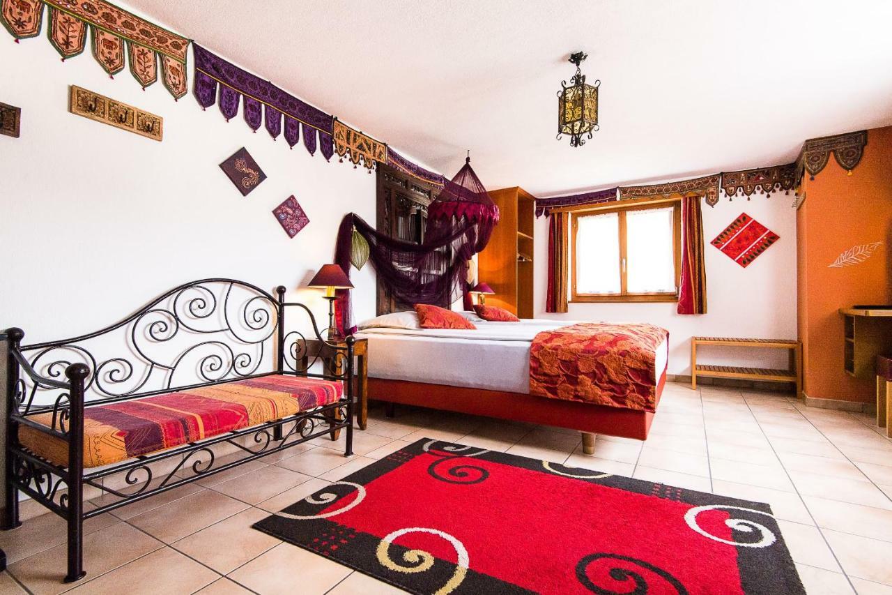 Reves Gourmands, Hotellerie & Gastronomie Vernayaz Bagian luar foto