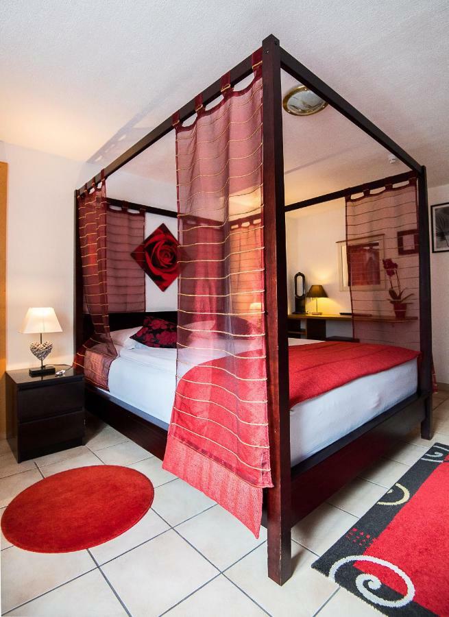 Reves Gourmands, Hotellerie & Gastronomie Vernayaz Bagian luar foto